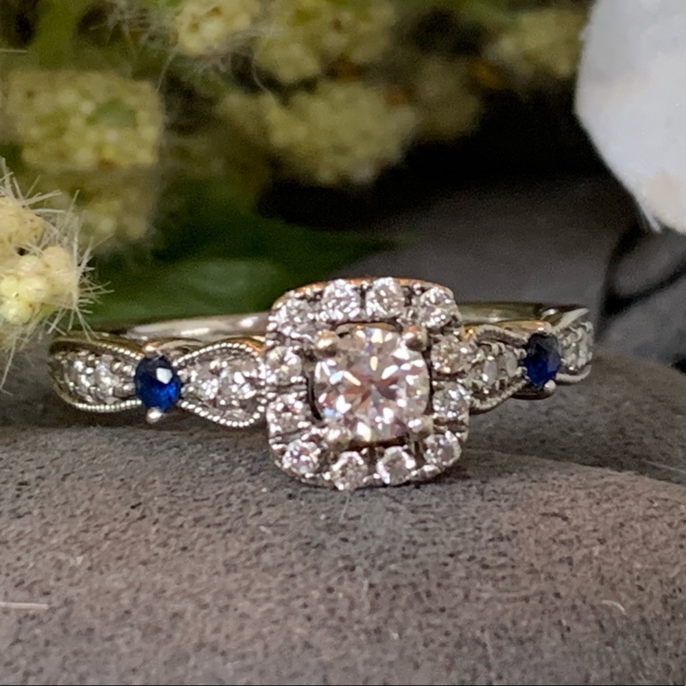 Vera Wang Love collection halo engagement ring
